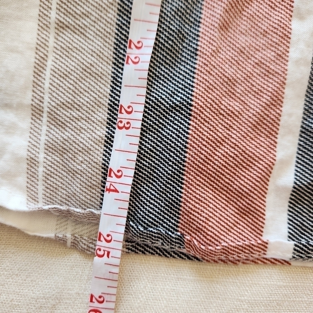 Tahari linen blend striped pop over Women's size 1X - Picture 7 of 9